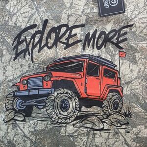 Taco‎ Tuesday Men's Explore More Shitake Camo Graphic Tee Medium NWT 4x4